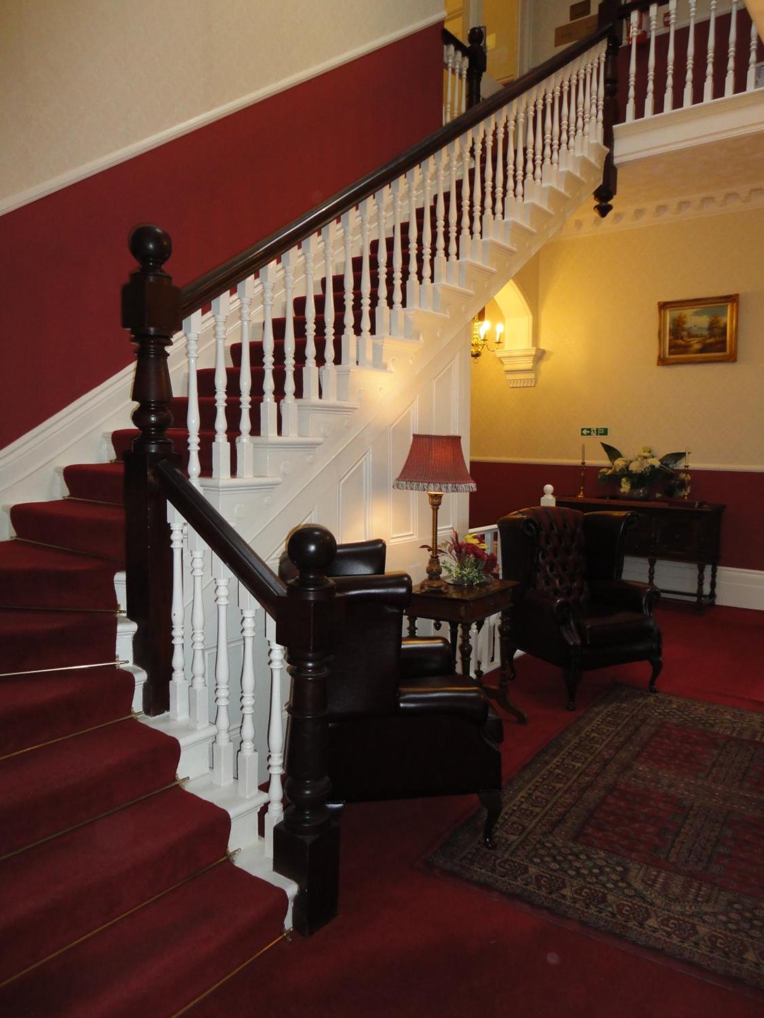 שנקלין Bourne Hall Country Hotel מראה חיצוני תמונה
